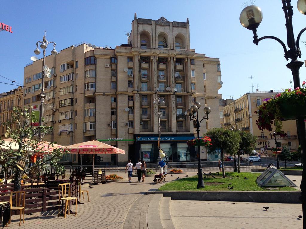 Apartment Mihailovskaya Kiev Ruang foto