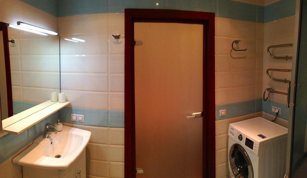 Apartment Mihailovskaya Kiev Bagian luar foto