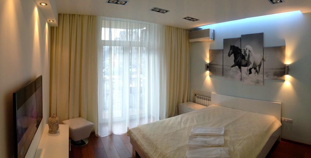 Apartment Mihailovskaya Kiev Bagian luar foto